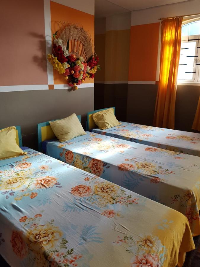 Hôtel Sikamifer à Quatre Bornes Extérieur photo
