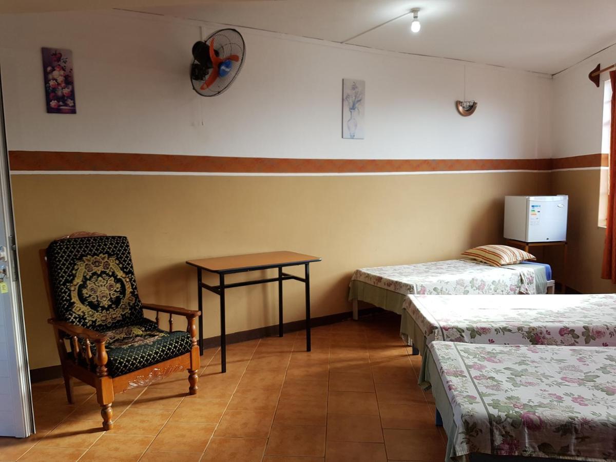 Hôtel Sikamifer à Quatre Bornes Extérieur photo