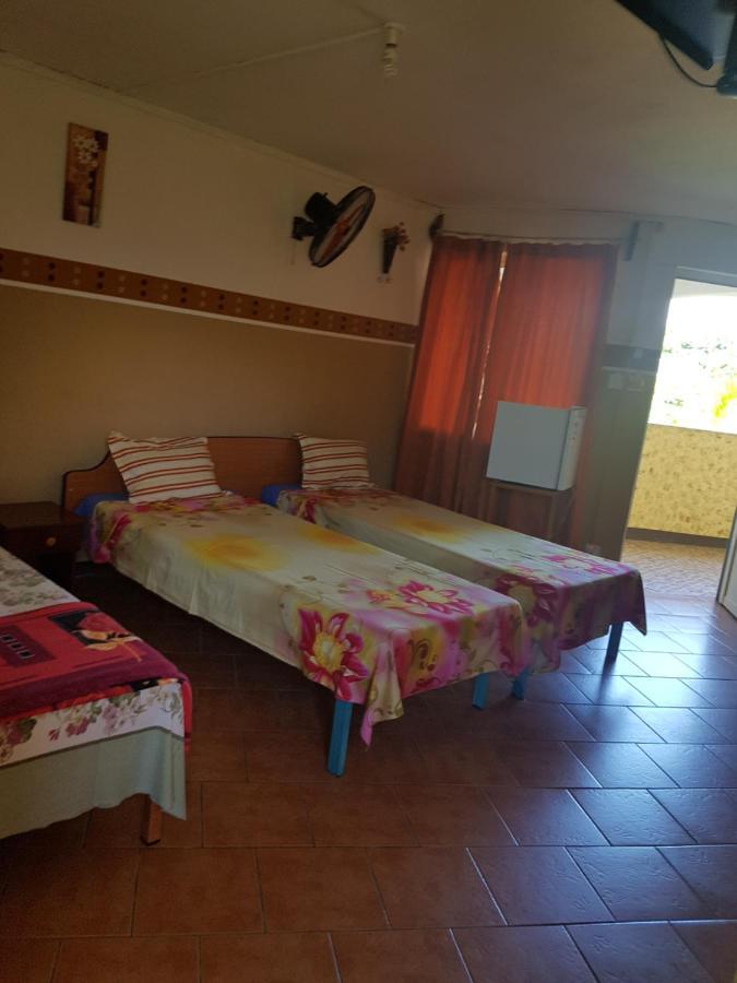 Hôtel Sikamifer à Quatre Bornes Extérieur photo