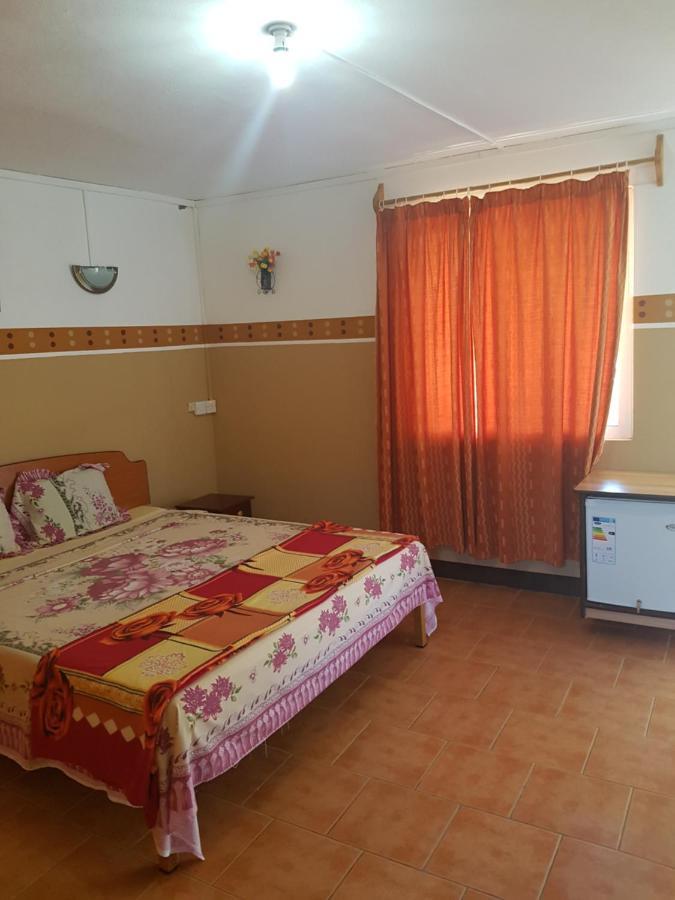Hôtel Sikamifer à Quatre Bornes Extérieur photo